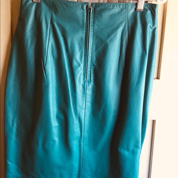 Leather Skirt - Picture 5 of 5